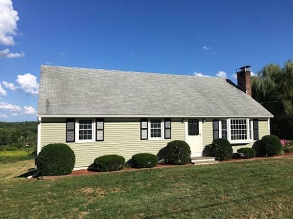 33 Schumacher Rd, Lancaster, MA 01523