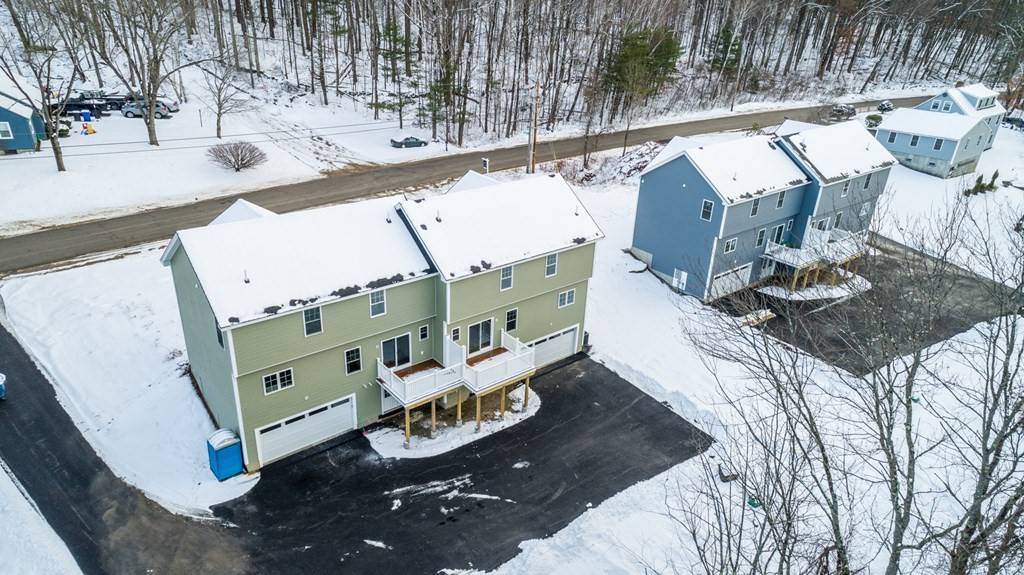 Hudson, NH 03051,30 Speare #B