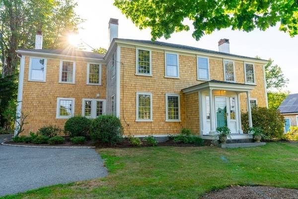 Duxbury, MA 02332,620 Washington Street