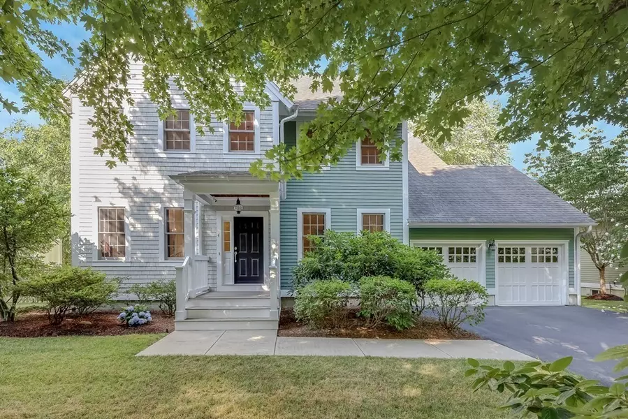 4 Sedgewood, Plymouth, MA 02360