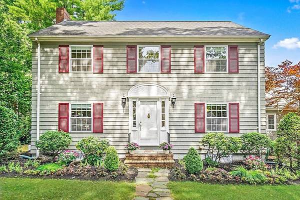 Lynnfield, MA 01940,22 Sylvan Circle