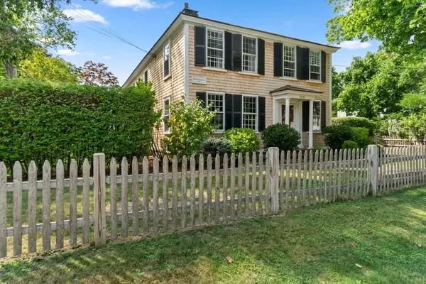 604 Washington St, Duxbury, MA 02332