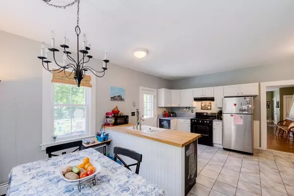 Princeton, MA 01541,7 Boylston Ave