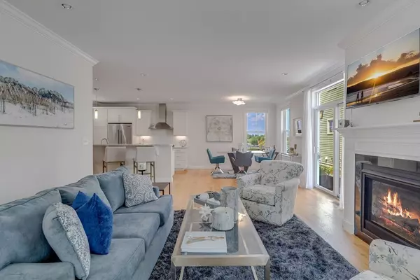30 Grampian Way #30, Boston, MA 02125