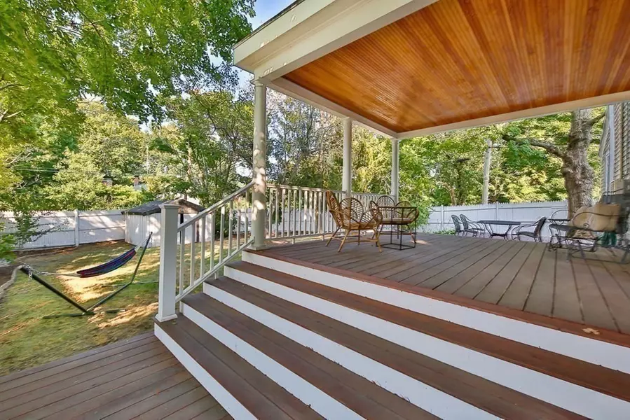 9 High St, Newton, MA 02461