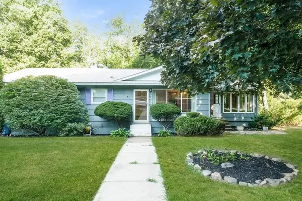 23 Tuttle Drive, Acton, MA 01720