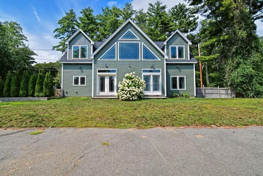 53 Mashapaug Rd, Holland, MA 01521