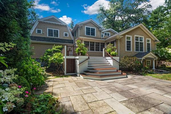 Wellesley, MA 02482,24 Birch Road