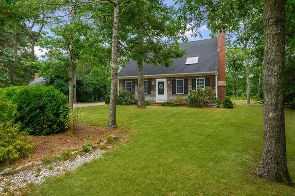 Brewster, MA 02631,83 Brook Trail Rd