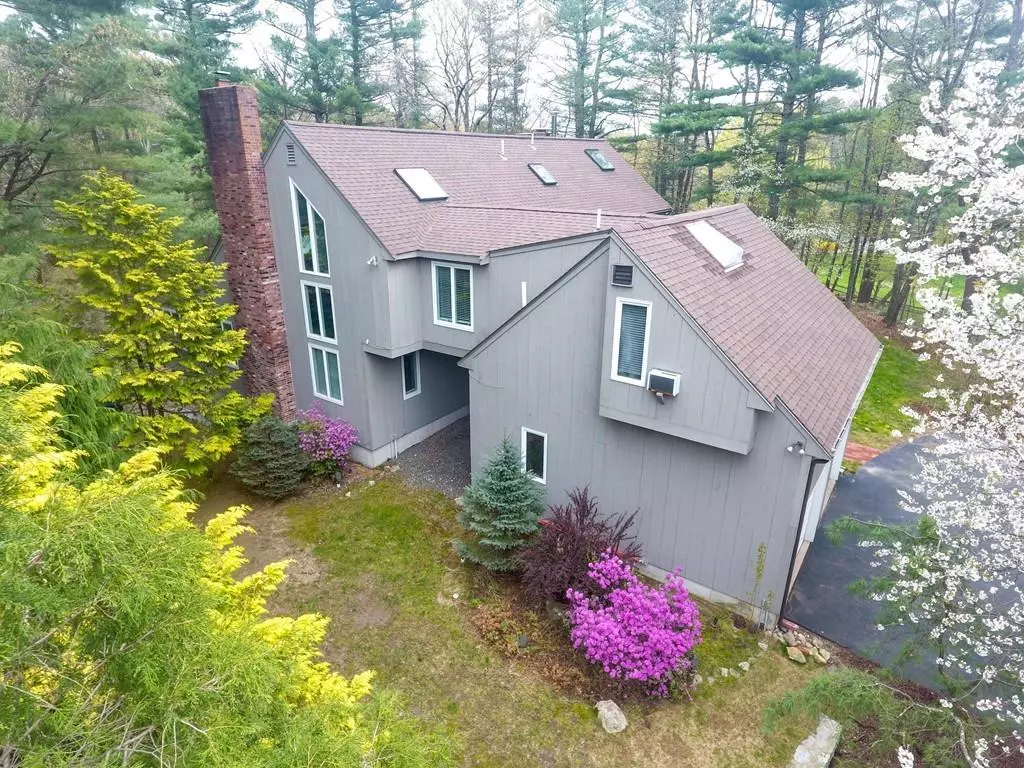 Sherborn, MA 01770,55 Farm Rd