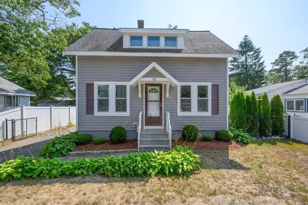 32 Martin Street, Wareham, MA 02532