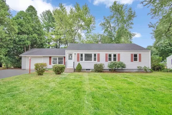 89 Juniper Dr, Springfield, MA 01119