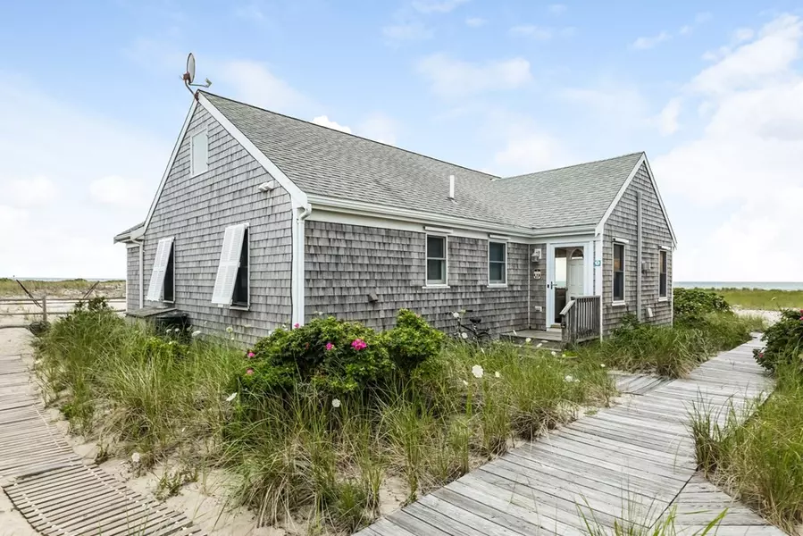 596 Shore Rd #1, Truro, MA 02652