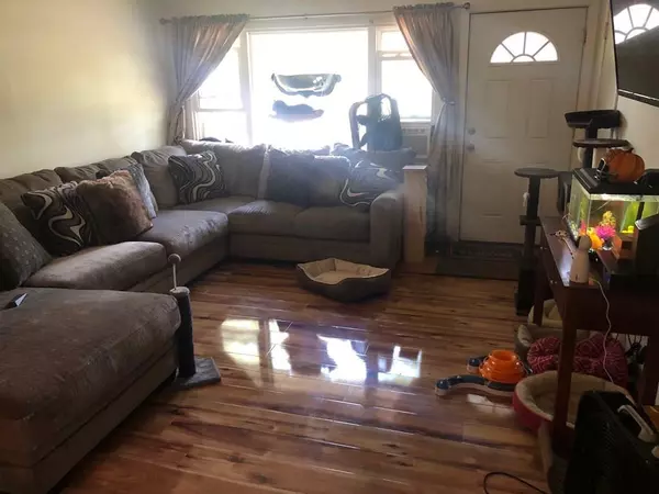 Springfield, MA 01119,72 Old Farm Rd