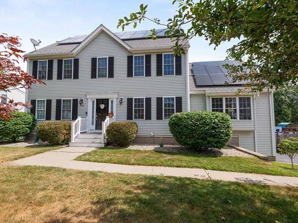 28 Susan Dr, Dudley, MA 01571