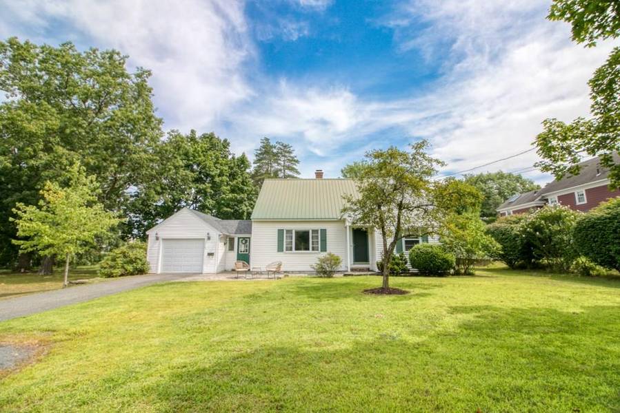 25 Montague St, Montague, MA 01376