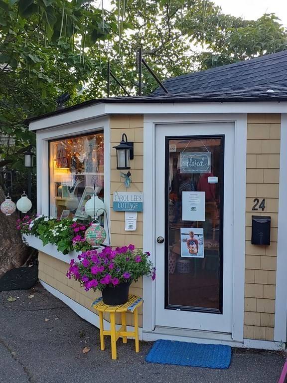 24 Bearskin Neck, Rockport, MA 01966