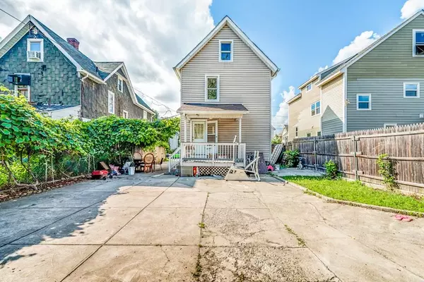 West Springfield, MA 01089,41 Belle Ave