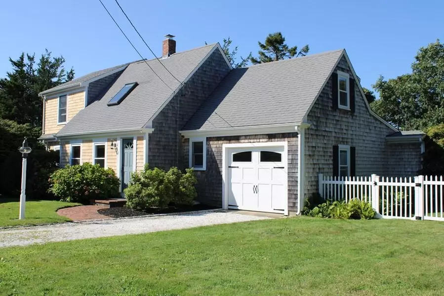 18 Julien Rd, Harwich, MA 02646