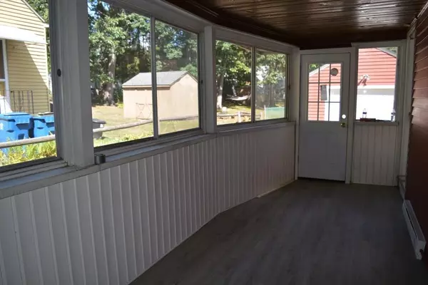 West Springfield, MA 01089,94 Smyrna Street