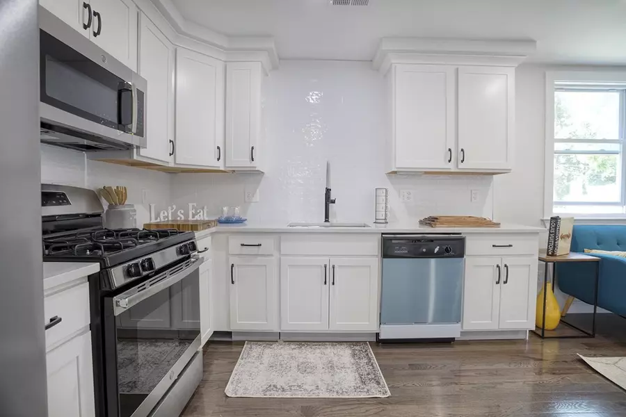23 Pleasant St #2, Beverly, MA 01915