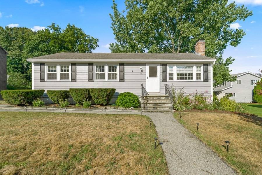 15 Carriage Drive, Lowell, MA 01852