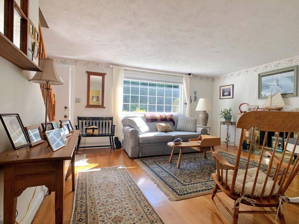 Newton, MA 02461,159 Christina St