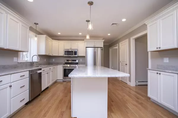 Halifax, MA 02338,2 Bourne Dr