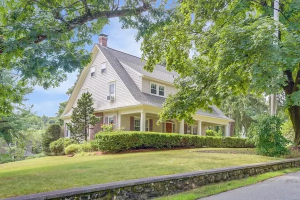 3 Park St W, Shrewsbury, MA 01545