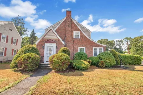 1169 River Rd, Agawam, MA 01001