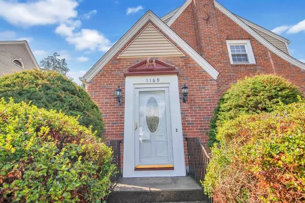 Agawam, MA 01001,1169 River Rd