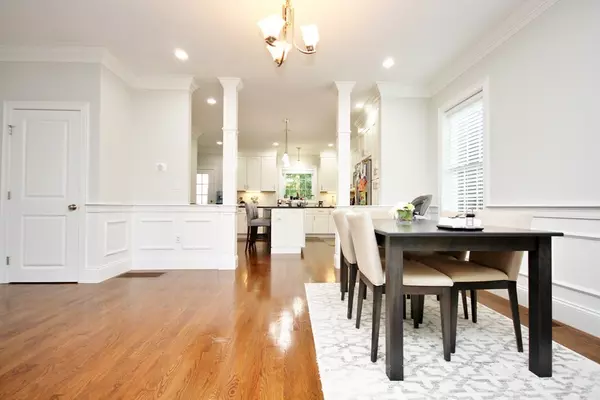 Waltham, MA 02453,12 Cedar St #2