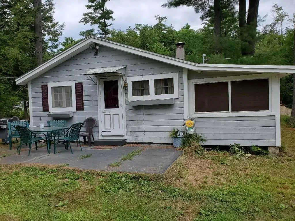 Derry, NH 03038,614 Collettes Grove