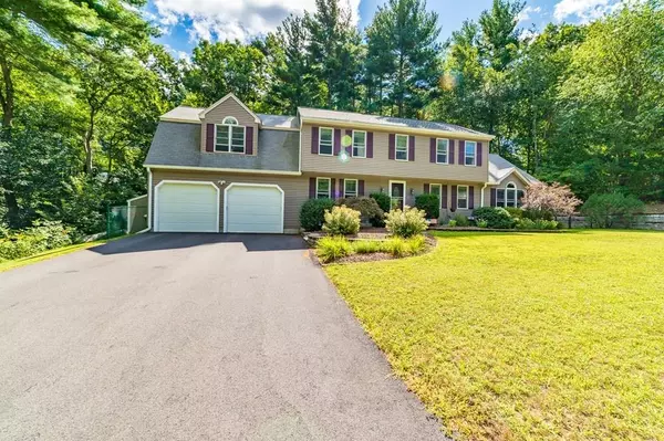 24 Hunter Rd, Uxbridge, MA 01569