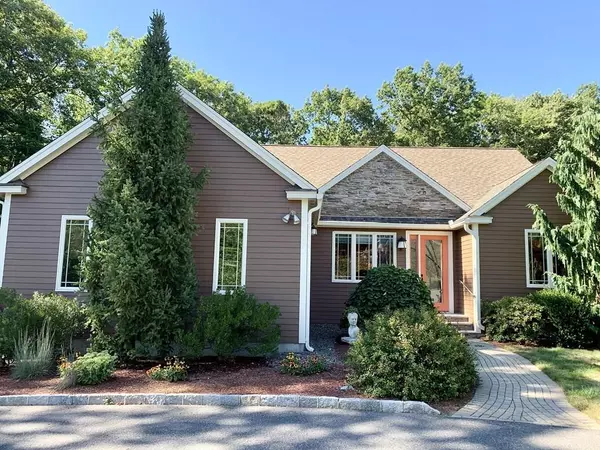 224 Nicholas Dr, Lancaster, MA 01523