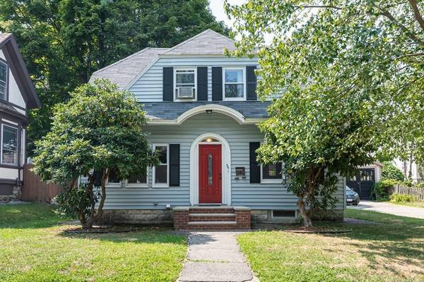 55 Harris Ave, Lowell, MA 01851