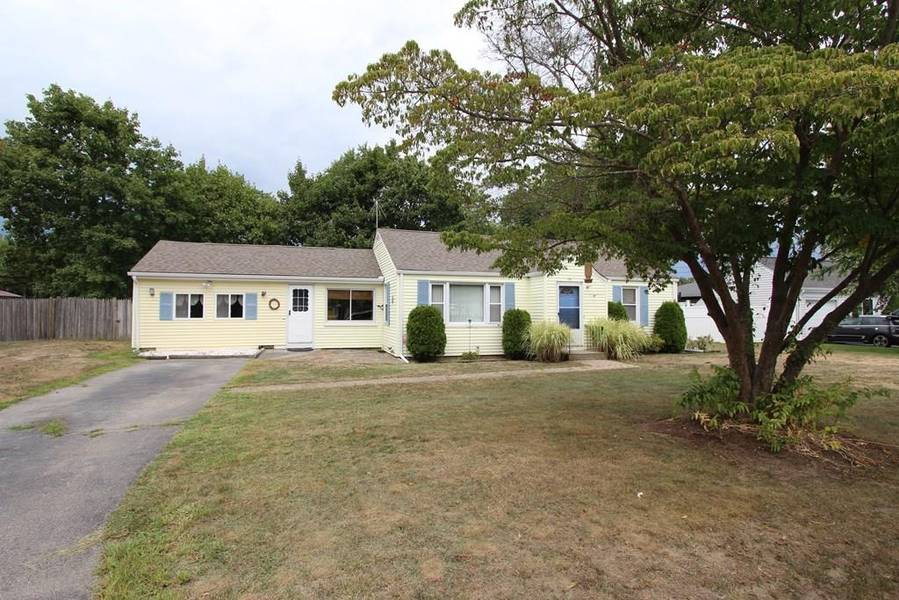 29 Balmoral Ct, Seekonk, MA 02771