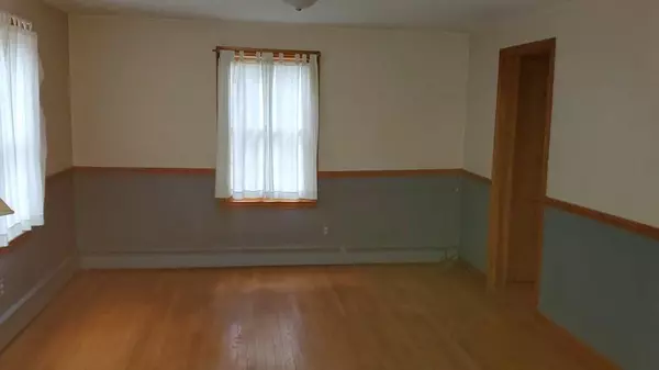 Agawam, MA 01001,71 Woodside Dr