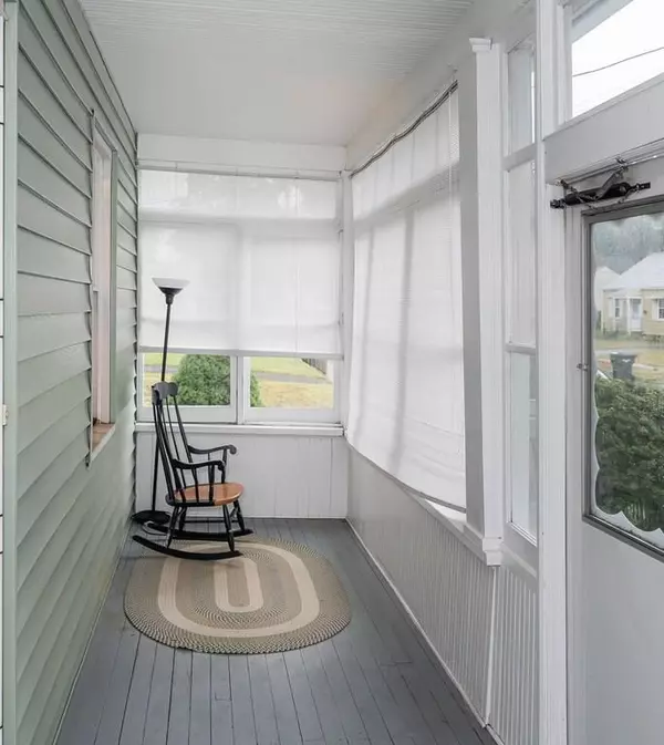 Springfield, MA 01104,90 Merida St