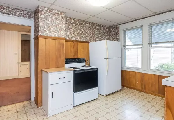 Springfield, MA 01104,90 Merida St