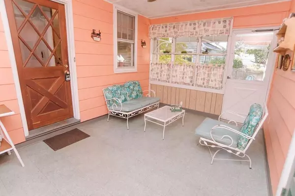 Springfield, MA 01118,90 Roanoke Rd