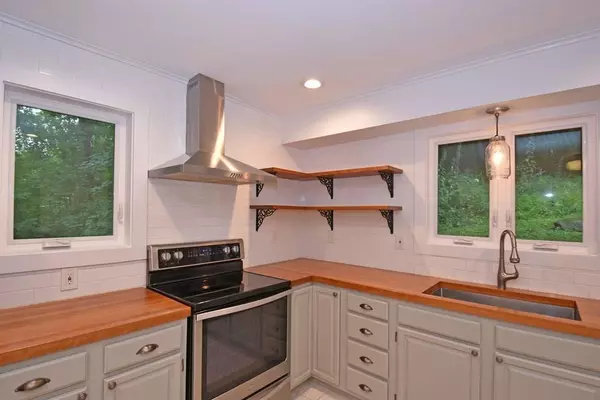 Barre, MA 01005,116 Mechanic Street
