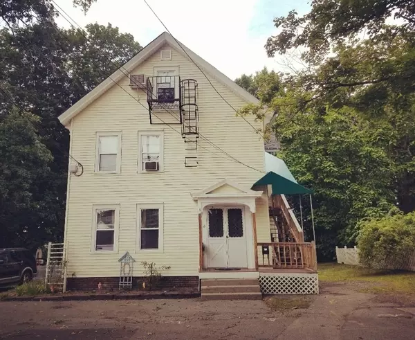 8 Holmes Street, Ayer, MA 01432