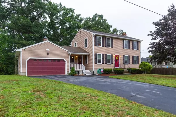 3 Nancy Ct, Blackstone, MA 01504