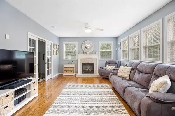 Saugus, MA 01906,20 Joseph St