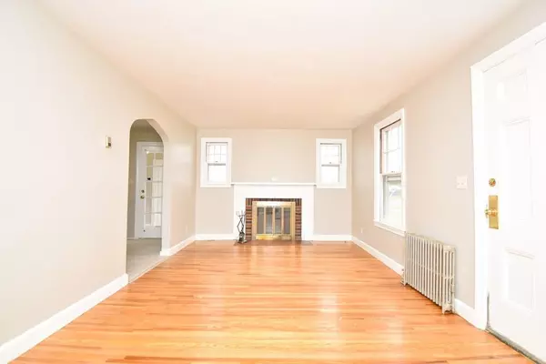 Springfield, MA 01104,57 Bessemer St