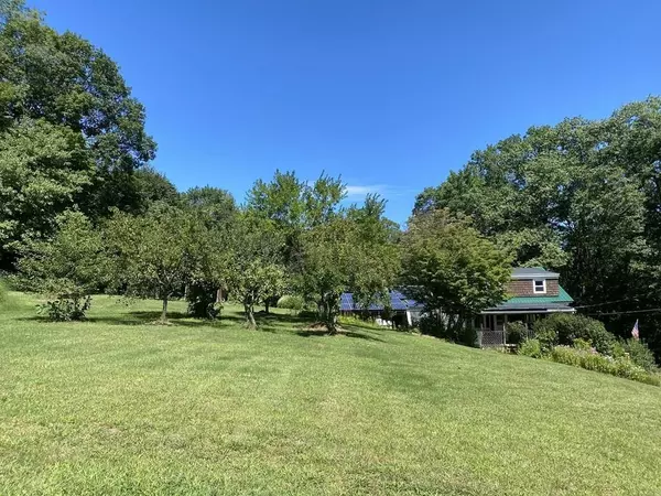 Buckland, MA 01370,5 Wilde Road