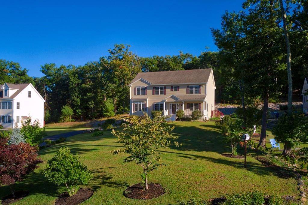Hudson, NH 03051,43 James Way