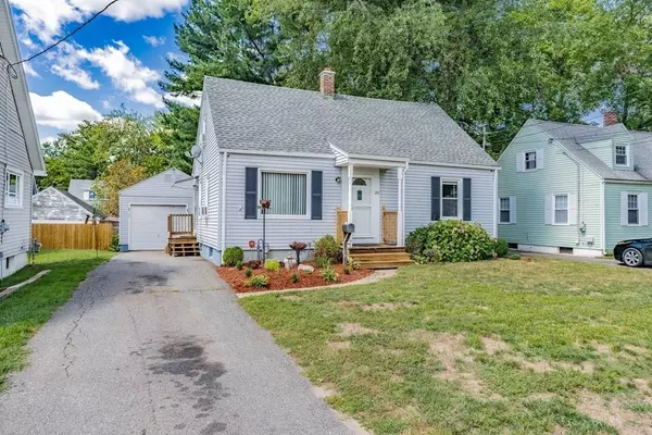 20 Bernard St, Springfield, MA 01109