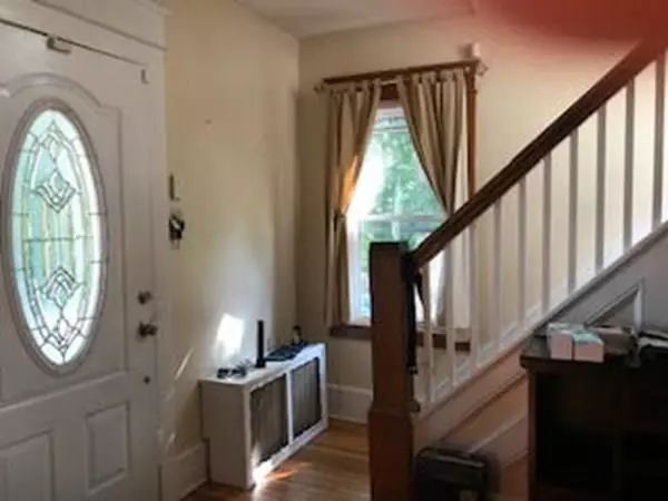 Springfield, MA 01108,11 Dixwell St